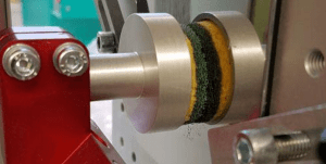 Tribotouch cleaning sponge test