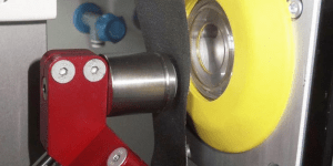 Tribotouch soiling behavior of surfaces test